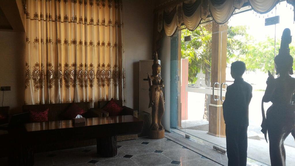 Palace View Hotel Mandalay Esterno foto