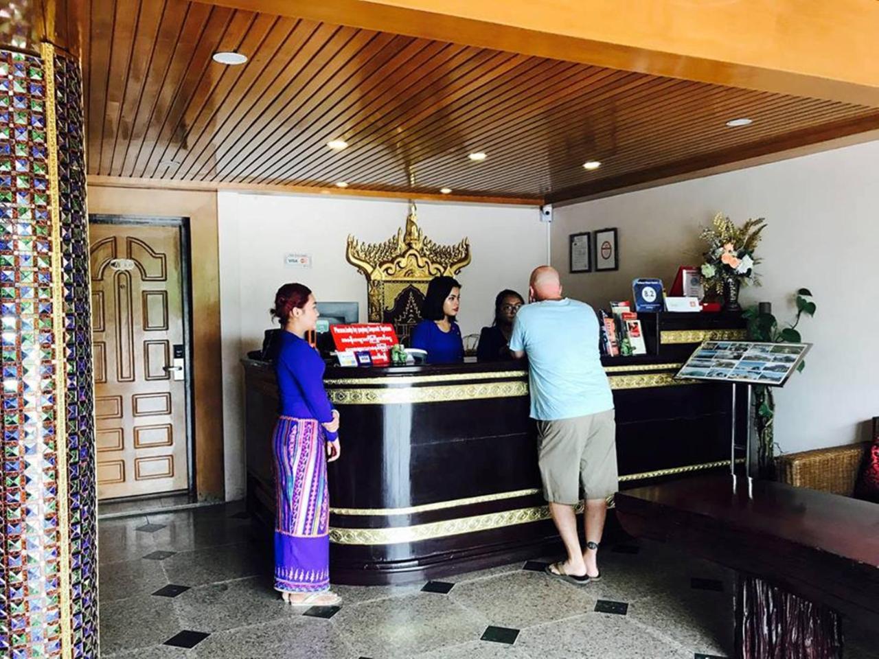 Palace View Hotel Mandalay Esterno foto