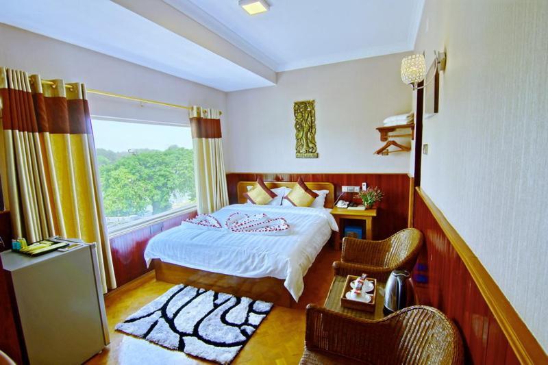 Palace View Hotel Mandalay Esterno foto